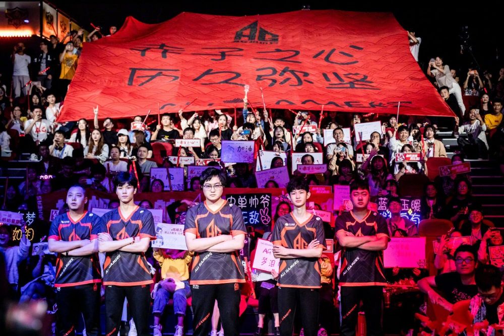 多个年级的